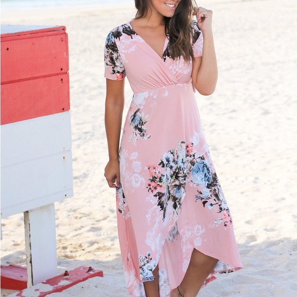 saved by the dress Dresses & Skirts - “Saved by the Dress” floral hi-low stretch dress, size small